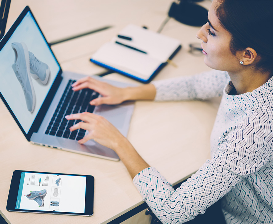 product designer using MESH01